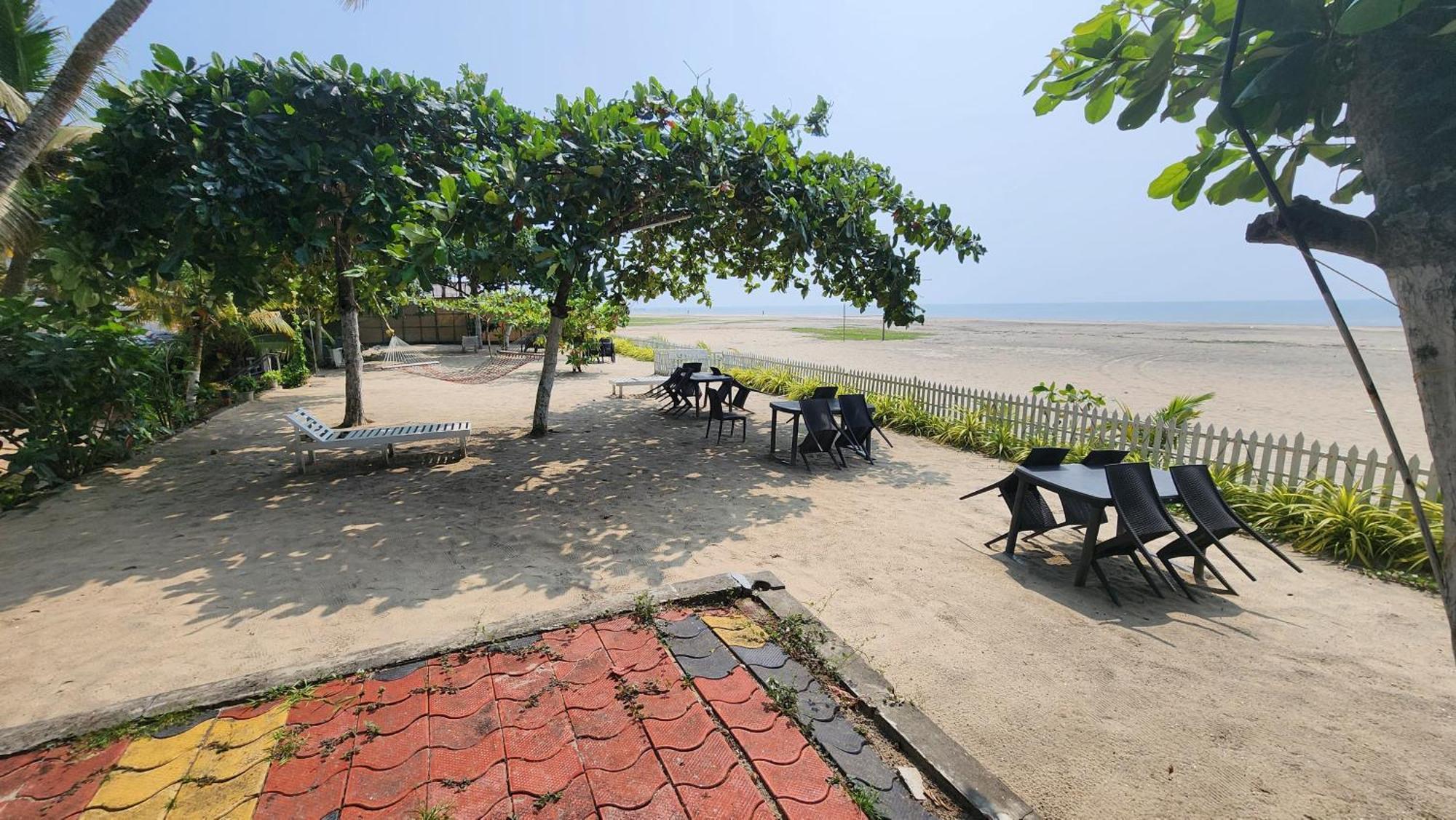 Palm Beach Resort, Alleppey Alappuzha Exterior foto